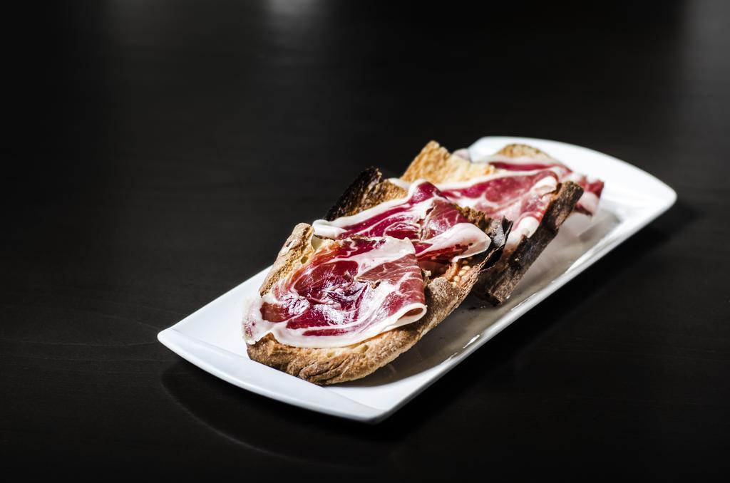 La Trobada Hotel Boutique Ripoll Luaran gambar